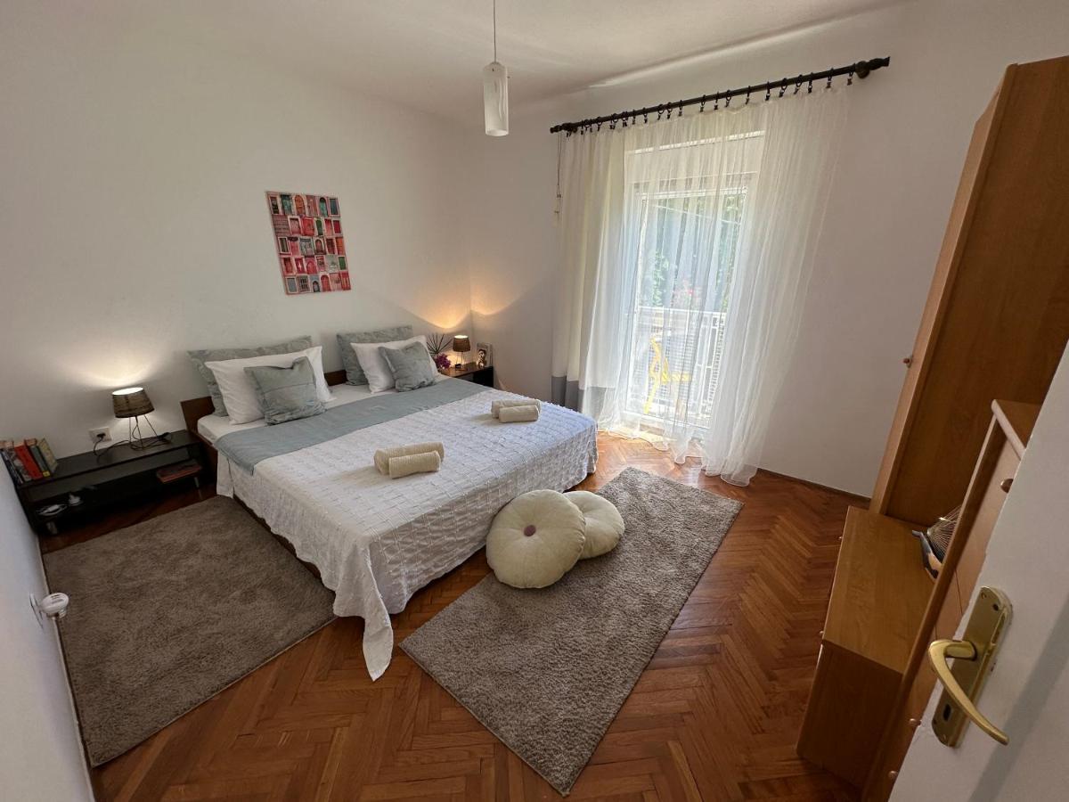 Cosy Family Apartment Marina Kastela Near Airport Bagian luar foto