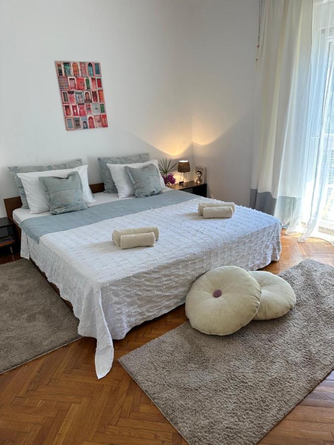 Cosy Family Apartment Marina Kastela Near Airport Bagian luar foto