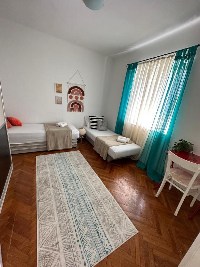 Cosy Family Apartment Marina Kastela Near Airport Bagian luar foto